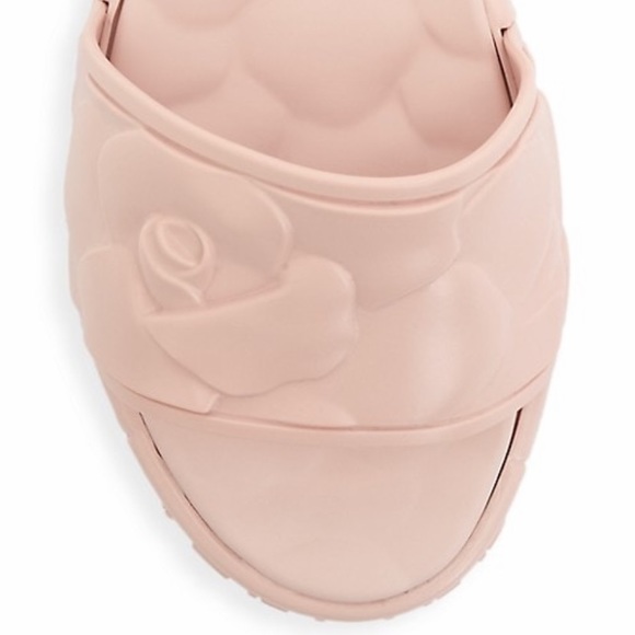 VALENTINO GARAVANI PLATFORM SCULPTED POOLSIDE SLIDES RAISED FLORALS ROSE QUARTZ - Picture 3 of 6